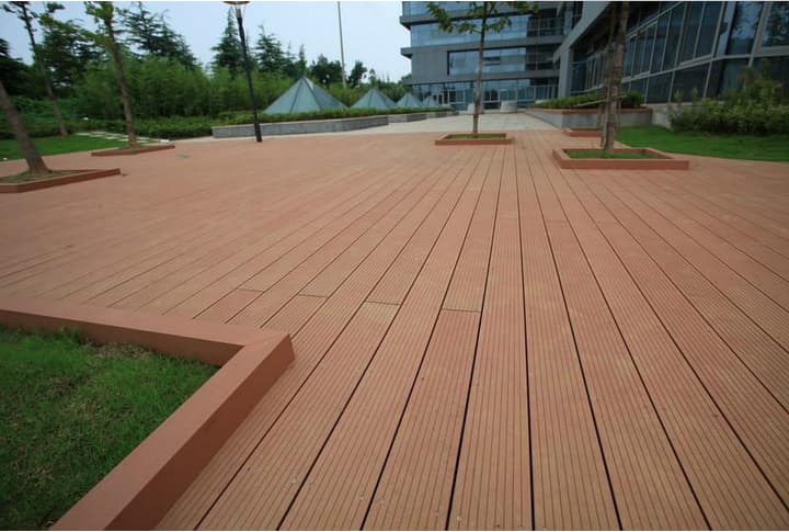 Outdoor wood plastic composite decking 